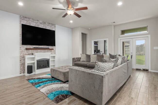 Building Photo - 3109 Secret Lagoon Ln