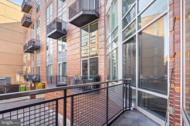 Building Photo - 1515 15th St NW