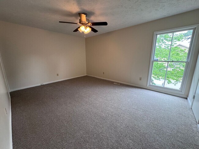 Building Photo - 4603 Dow Ct