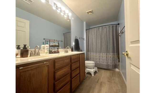 Building Photo - 4778 S Chilean Loop