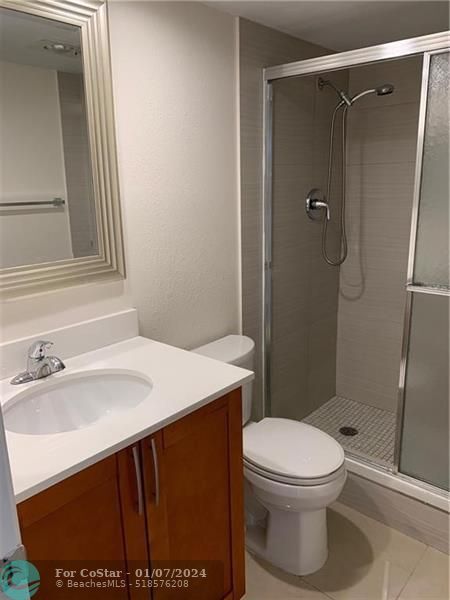 Building Photo - 2901 S Palm Aire Dr