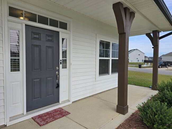 Building Photo - 1404 Friar Rock Cir