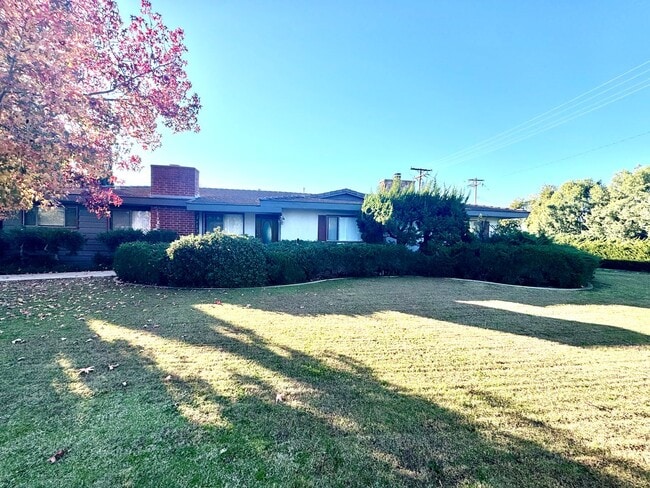 Primary Photo - Beautiful newly renovated 4 Bedroom, 3 Bath Pool home in North Tustin