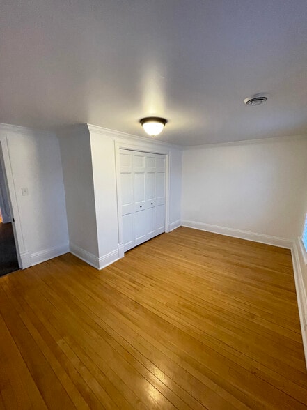 Building Photo - 2408 4th St NE