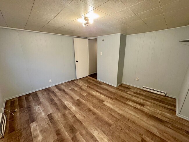 Building Photo - 470-474 Spang Avenue