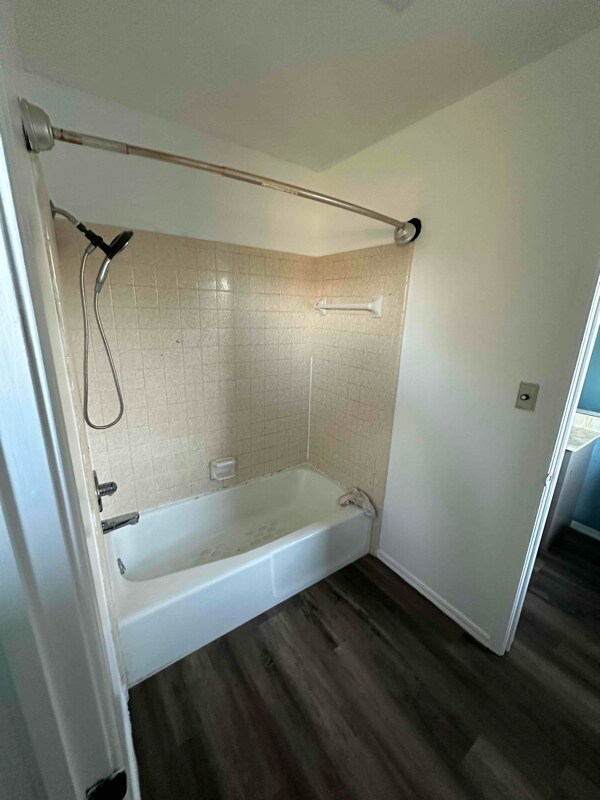 Building Photo - 9224 W 1st St