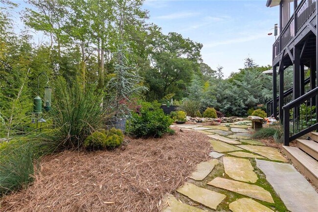 Building Photo - 1258 Mayfair Dr NE