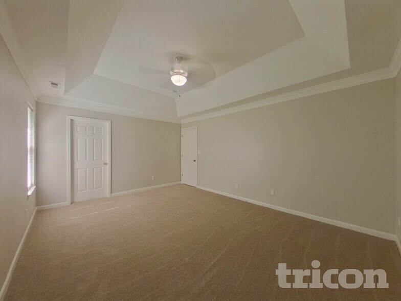 Building Photo - 9701 Pecota Ln
