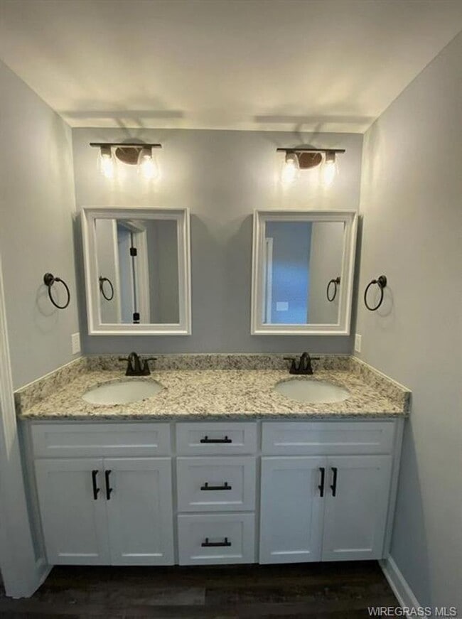 Building Photo - Available March!