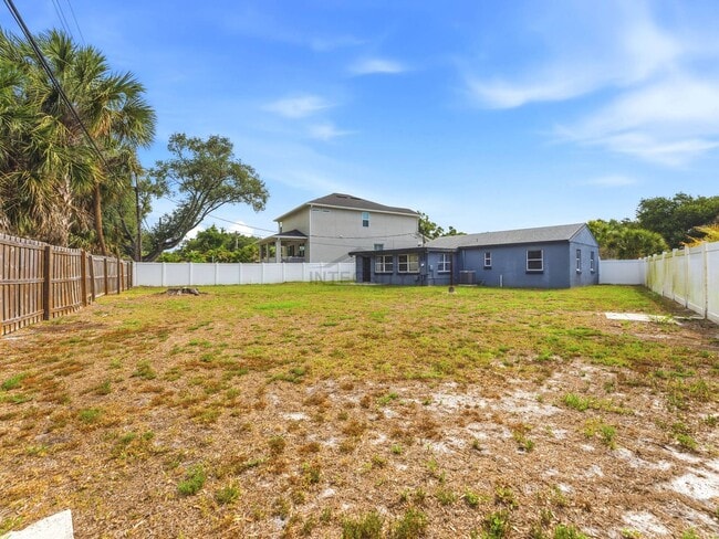 Building Photo - 4746 W Anita Blvd