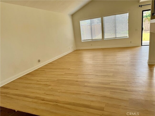 Building Photo - 3 Atlanta