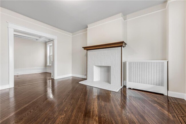 Building Photo - 534 81st St