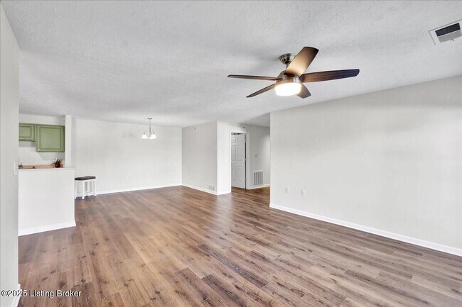 Building Photo - 6406 Shelton Circle