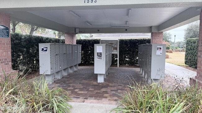 Building Photo - 7516 Scarlet Ibis Ln