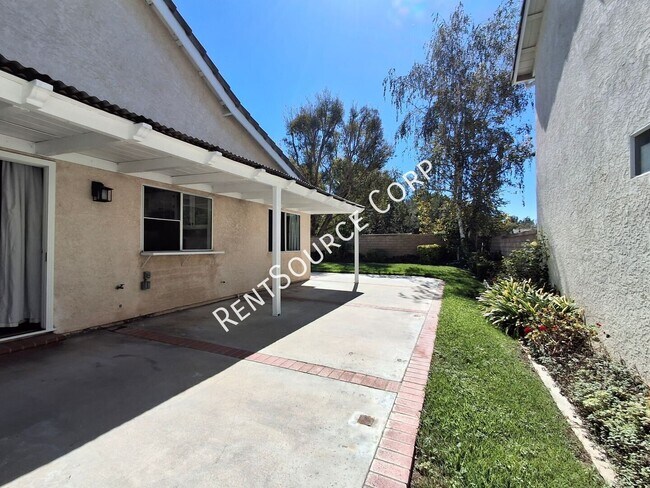 Building Photo - 23910 Clayton Ct