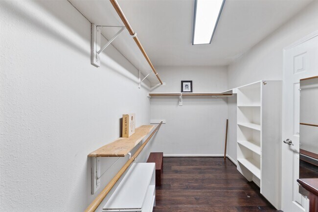 Building Photo - 3014 Cherry Mill Ct