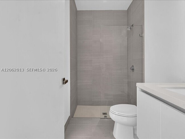 Building Photo - 16644 Botaniko Dr N