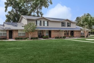 Building Photo - ***Cute 2 Bedroom 1.5 Bath in Orange City