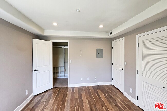 Building Photo - 4220 Fair Ave