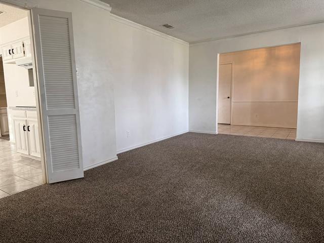 Building Photo - 2301 Claridge Cir