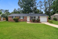 Building Photo - Prattville 3 Bedroom