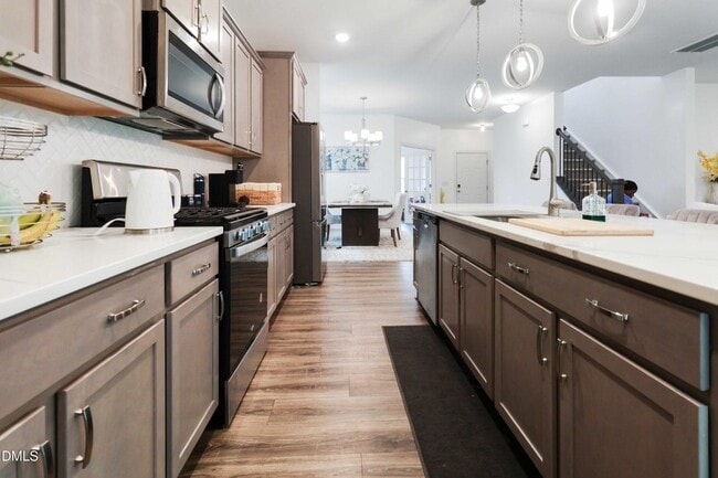 Building Photo - 396 Bent Willow Dr