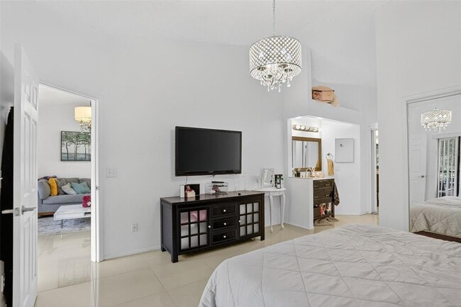 Building Photo - 7463 Sugar Bend Dr