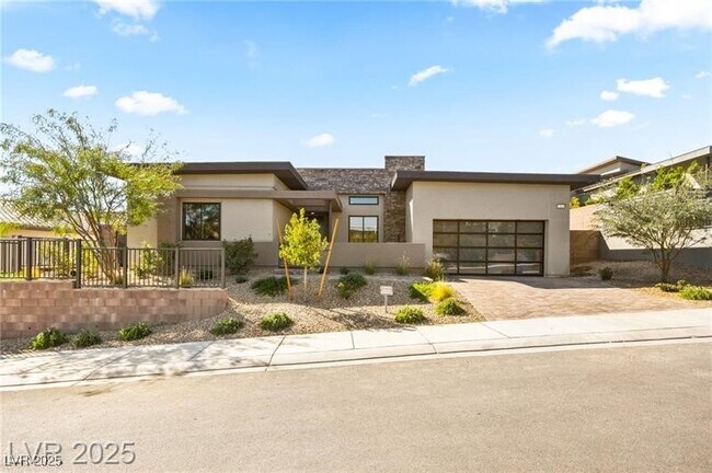 Building Photo - 12103 Canyon Sunset St