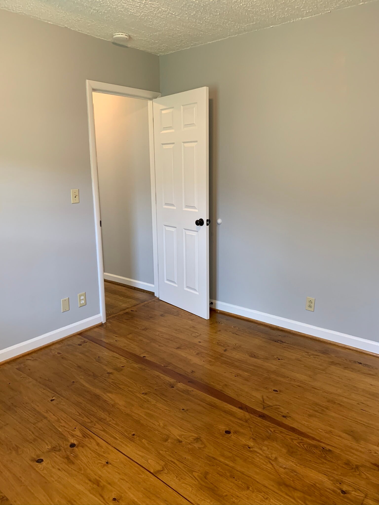 Bedroom 2 - 406 2nd Ave W