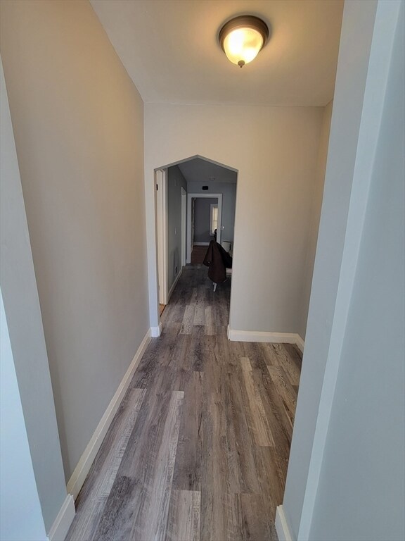 Building Photo - 994 River St