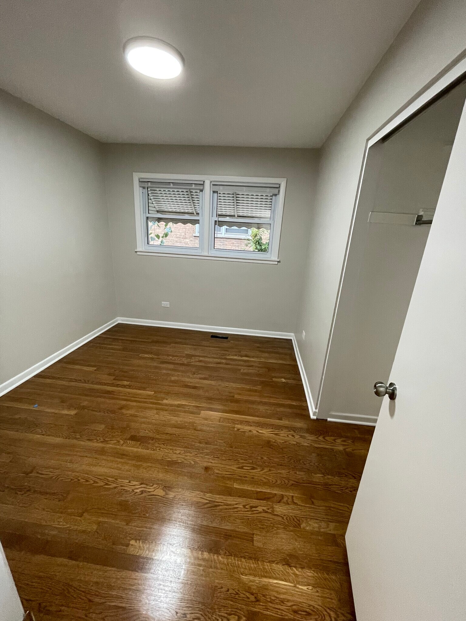 Building Photo - 7202 W Crain St