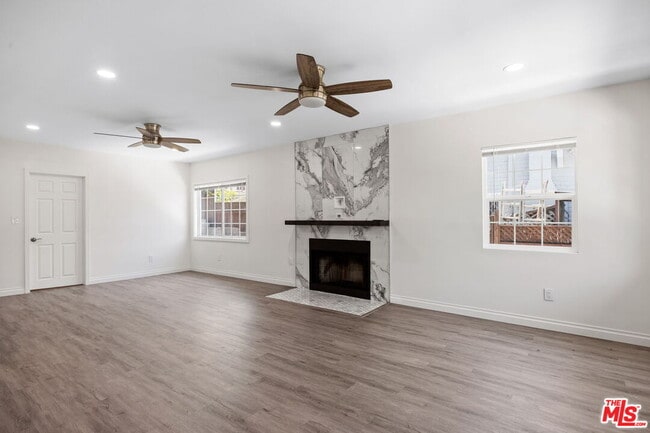 Building Photo - 1342 Mohawk St