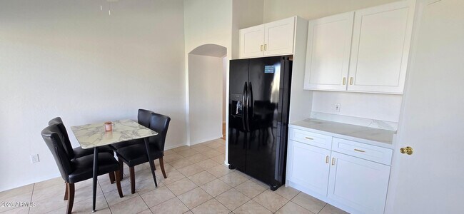 Building Photo - 12413 N El Frio St