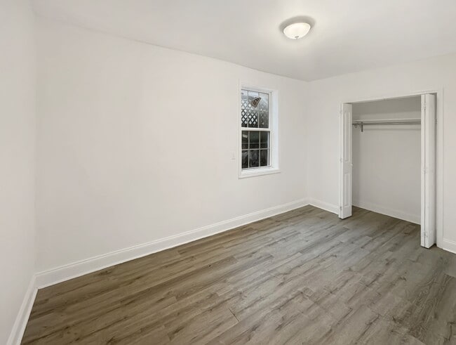 Building Photo - 2423 Magnolia St