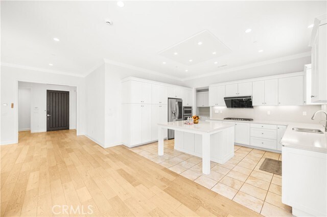 Building Photo - 68 Henson