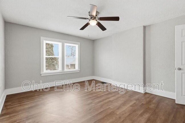 Building Photo - 783-785 S 18th St