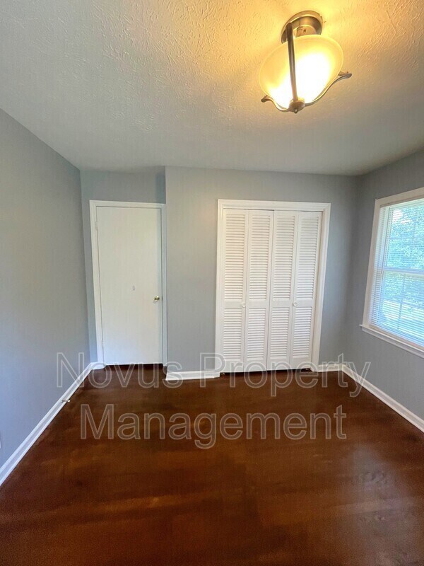 Building Photo - 271 Castleman Rd