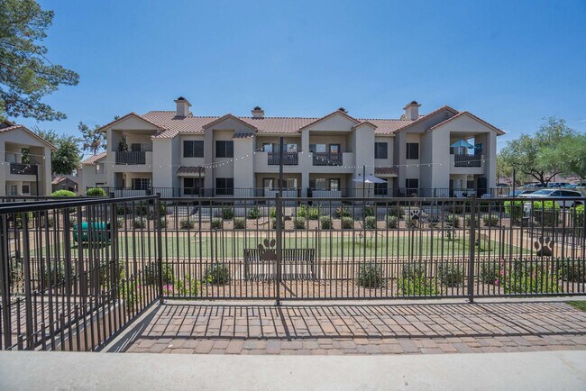 Building Photo - 7900 E Princess Dr