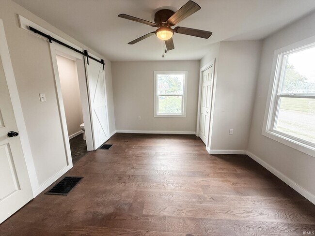 Building Photo - 1924 N Indiana Ave