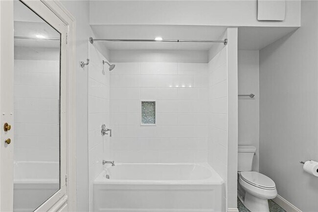 Building Photo - 1315 Denniston St