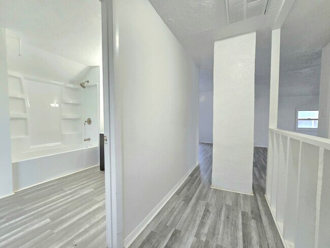 Building Photo - 3312 E Mishawaka Ave