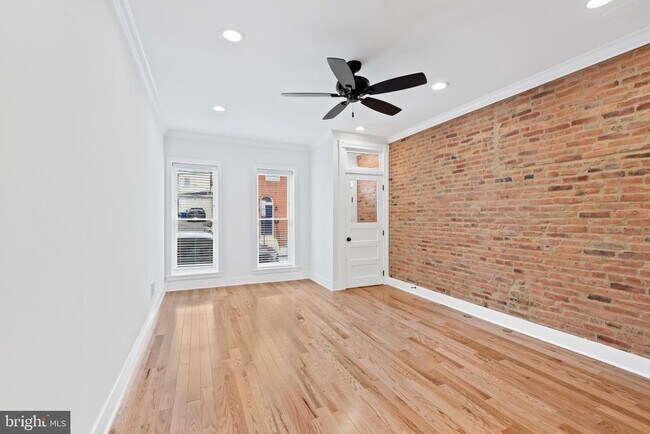 Building Photo - 1434 Marshall St