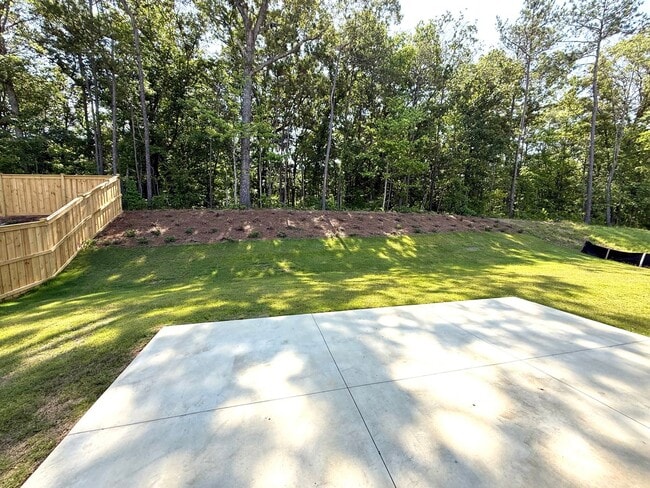 Building Photo - Wonderful 4 bedroom home