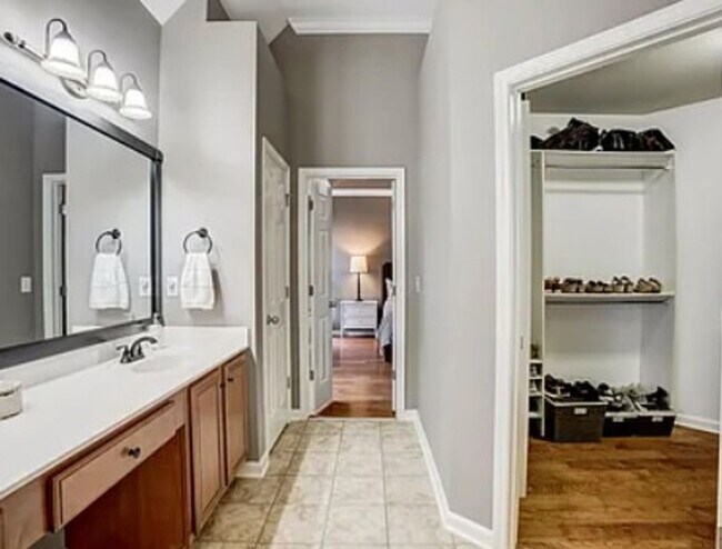 Building Photo - Spring Hill Gem! 3BR Home w/ Patio, Fire P...