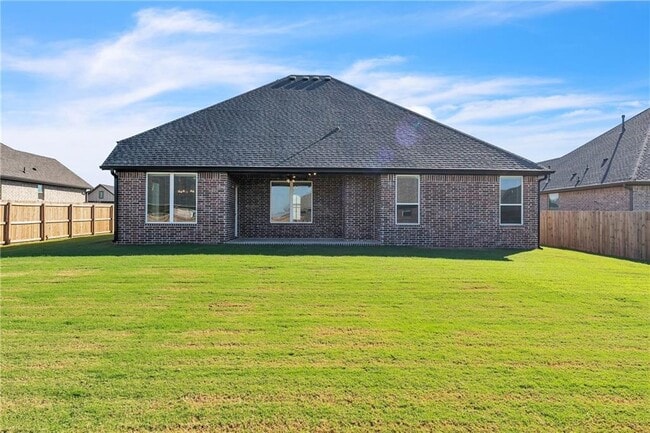Building Photo - 2401 Abbott Ln
