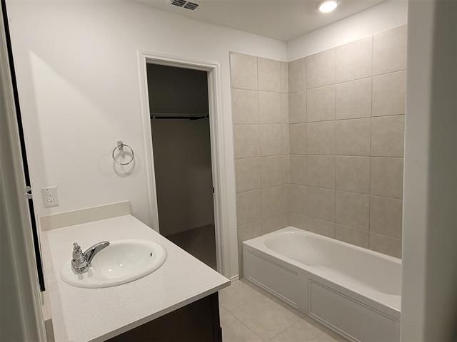 Building Photo - 7513 Bluebell Ln