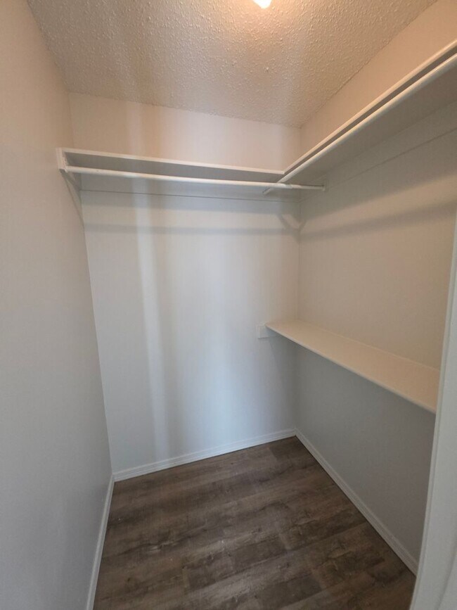 Building Photo - 817-825 West 12th St.