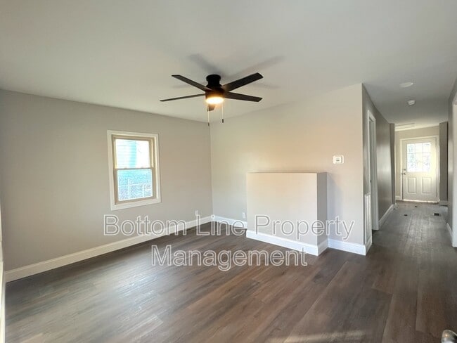 Building Photo - 613 Dr M.L.K. Jr. Way