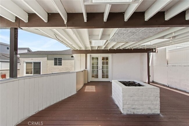 Building Photo - 1205 Manzanita Ln