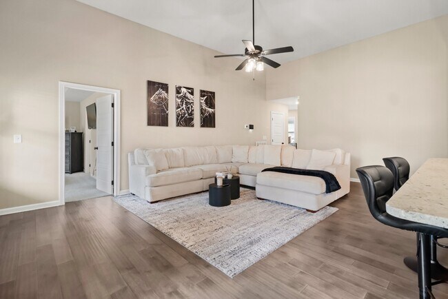 Building Photo - 1278 Magnum Dr